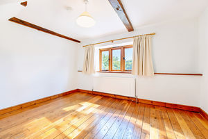 Bedroom- click for photo gallery